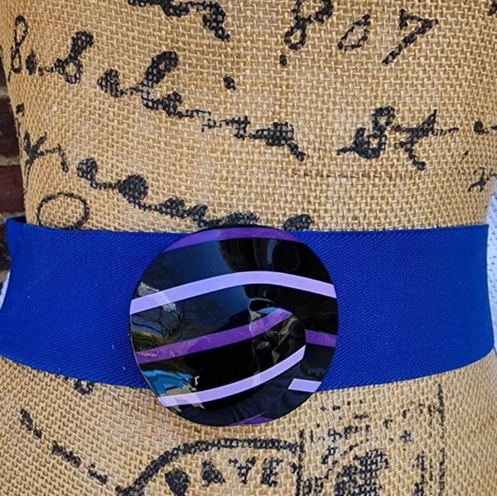 Vintage 80s Abstract‎ stretches belt L..XL